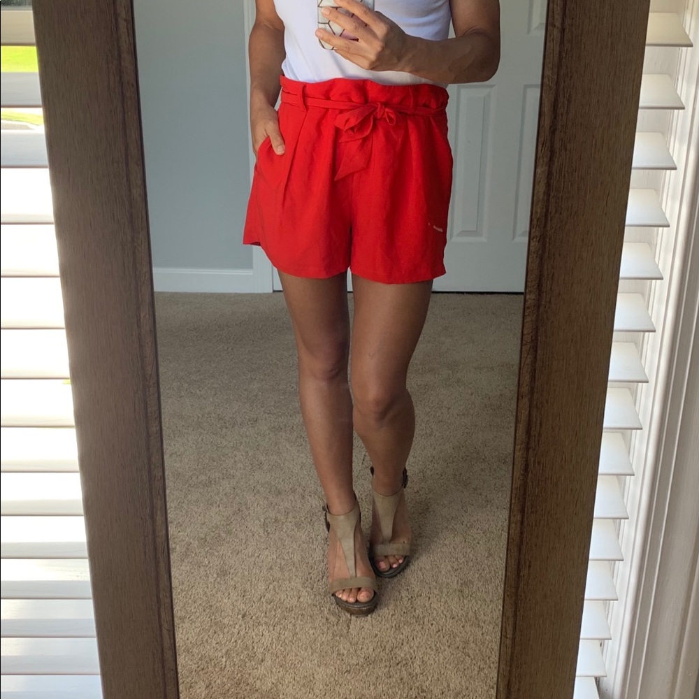 Guess women’s red dressy shorts size medium